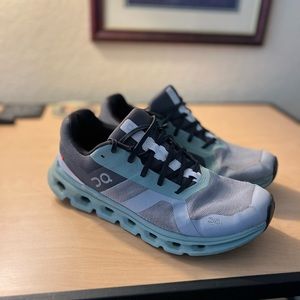 Men’s On Cloud size 10